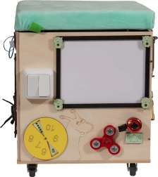 3v1 Montessori manipulačná kocka / taburet s sedadlom a kolieskami