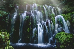 Ravensburger puzzle Waterfall Retreat Bali 3000 dielikov