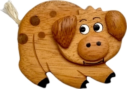 drevená magnetka prasiatko – ručne vyrábaná dekorácia na chladničku