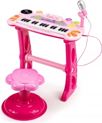 Klavír s mikrofónom a MP3