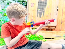 Penálová pištoľ SPORTO Spy so streľbou spoza rohu