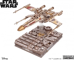 Ugears Star Wars X-Wing stíhačka Luke Skywalker drevená 3D mechanická skladačka