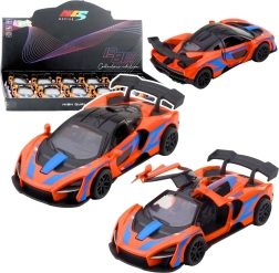 Kovový športový voz 1:32 s pull-back pohonom a otváracími dverami – oranžový