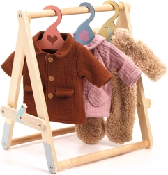 Vešiak s ramienkami pre bábiku Djeco