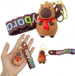 Prívesok kapybara s červeným šatkom