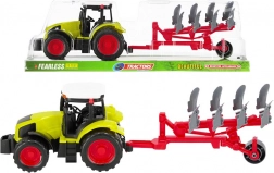 traktor s poľnohospodárskym prívesom