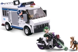 Sluban polícia – väzenské vozidlo a útek na motorke