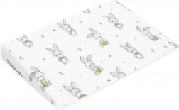 Mušelínový poťah na detský vankúš – klin NEW BABY Standard 59 × 37 cm, Bunny