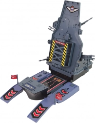 lietadlová loď – vojenská námorná základňa so svetlami a zvukmi