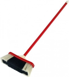 Klasická metla čierno-biele