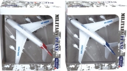 Ťahacie lietadlo so svetlami a zvukmi