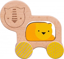 Drevený lev na kolieskach od Petit Collage