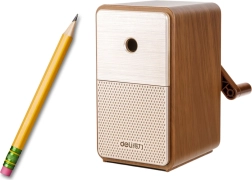 Ručné strúhadlo s nádobou a nastaviteľnou čepeľou hnedé