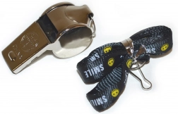 Kovová píšťalka pre deti