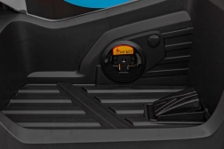 Detská elektrická štvorkolka McLaren MCL35 sivá s diaľkovým ovládaním, EVA kolesami a LED