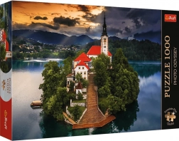 Puzzle TREFL Premium Plus Photo Odyssey – Bledské jazero, 1000 dielikov