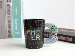 Hrnček Let's Play Game Over