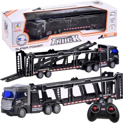 Diaľkovo ovládaný kamión s vlečkou