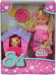 Bábika Evička so psou búdou