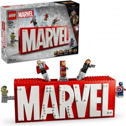 lego marvel – logo MARVEL s minifigúrkami