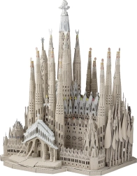 3D kovové puzzle Sagrada Família – prémiová séria Metal Earth
