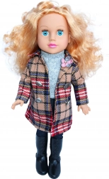 Bábika s kabátom a zvukovými efektmi