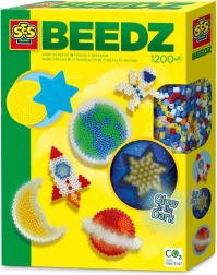 Kreatívna sada zažehlovacích korálikov – vesmír svietiaci v tme