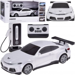 RC auto s nabíjacou stanicou – Biela