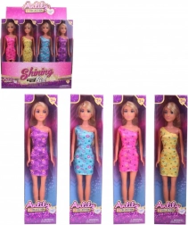 Bábika v elegantných šatách