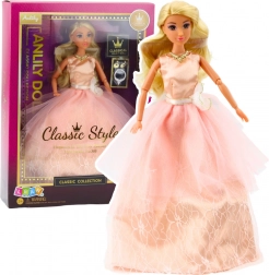 Bábika Anlily v púdrových večerných šatách, pohyblivé končatiny, blond vlasy