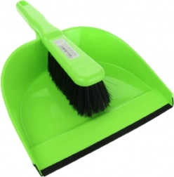 Drevené veľkonočné vajíčko s bodkami