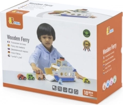 Drevený trajekt s autíčkami a posádkou