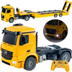 Diaľkovo ovládaný kamión s návesom MERCEDES-BENZ