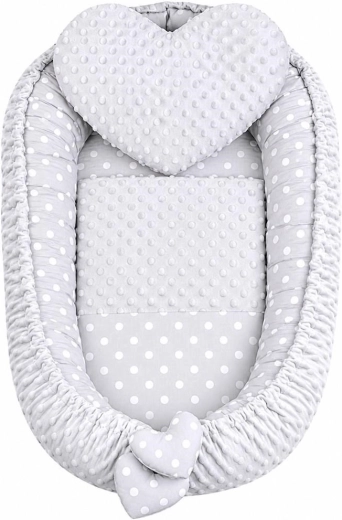 New Baby Luxusné obojstranné hniezdočko pre bábätko s vankúšikom a perinkou Minky srdiečko sivé