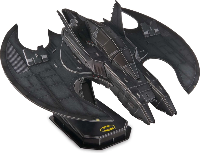 Štýlové vystavenie s podstavcom BATMAN