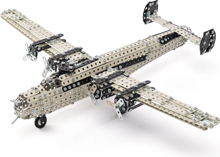 Realistický kovový model s pohyblivými prvkami