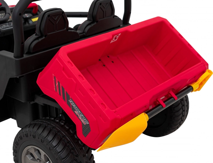 Elektricky vyklápateľný kiper a priestranný kufor