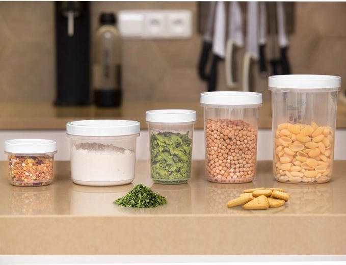 Prehľadné skladovanie a stohovateľný dizajn