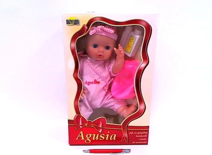 Bábika Agusia pije a ciká, 48 cm