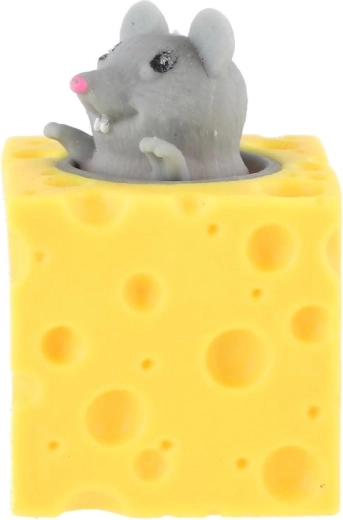 Myška vykukne po stlačení