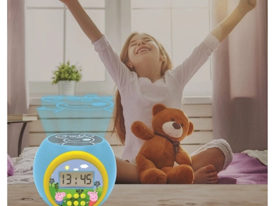 Nočné svetlo s 3 automaticky sa meniacimi farbami