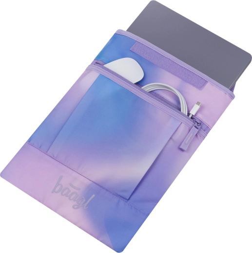 Praktické predné vrecko so zipsom YKK