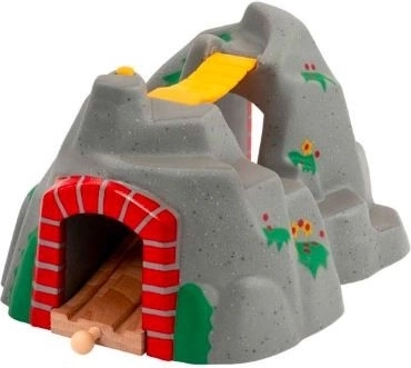 Dobrodružný horský tunel pre vláčikovú dráhu