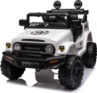 Detské auto na batérie Toyota FJ biely 4x4