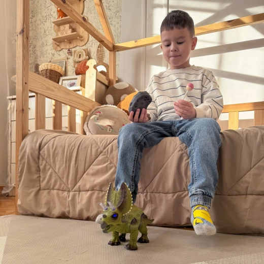 Svetlá a dinosaurov rev
