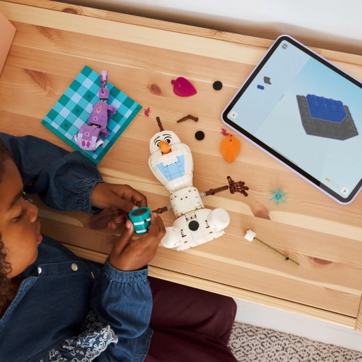 Stavanie s podporou LEGO Builder