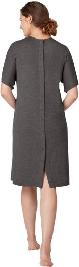 Plné krytie chrbta a ľahký prístup pre personál