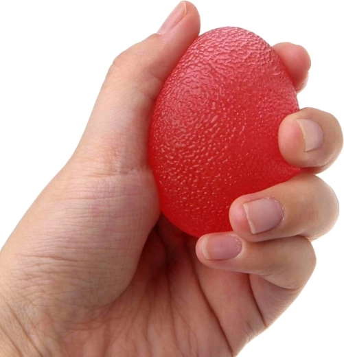 Pružný materiál, ktorý sa po stisku vracia do tvaru