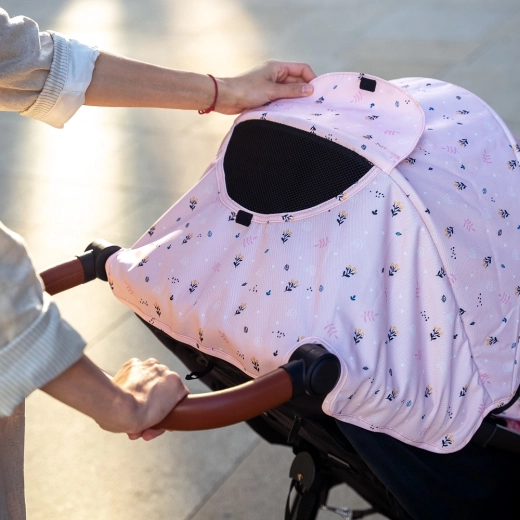 Kontrolné okienko pre kontakt s dieťaťom