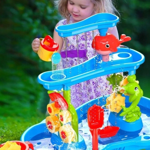 3-poschodová kaskáda s vodnými kolesami